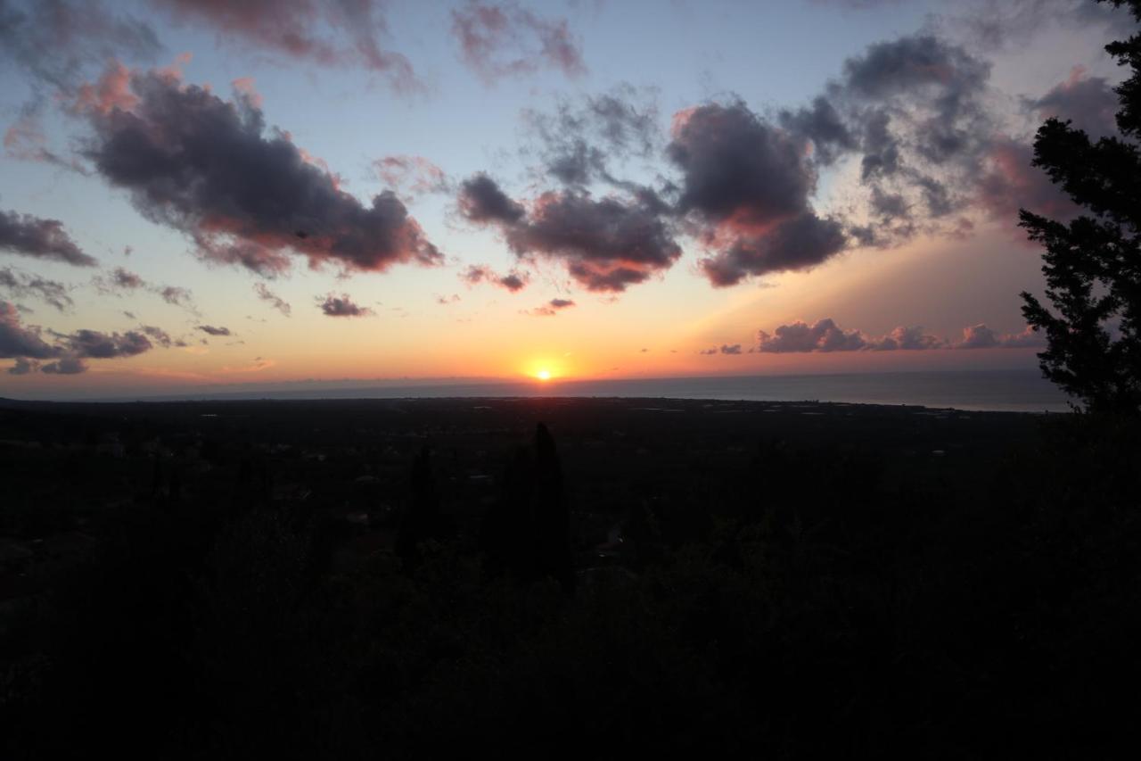 Villa Petromanos, A Unique Place With Dreamy Sunsets! Xirokambos  Exterior foto